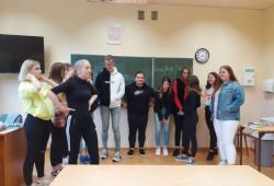2bg-dokoncz-scenke.jpg